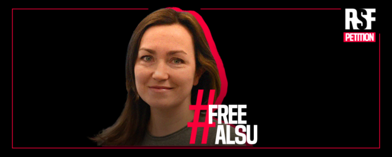 La Russia condanna a oltre 6 anni di carcere la giornalista russo-americana Kurmasheva. Parte una petizione