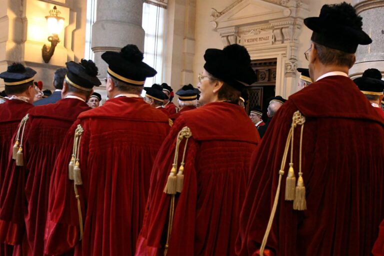 Fumata nera per il giudice della Corte Costituzionale: le opposizioni non votano, la destra non rischia